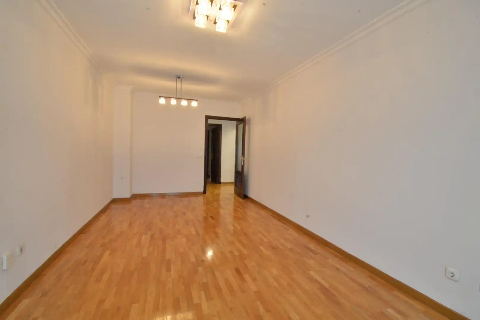 Piso en venta en Oviedo  con Calefacción y Trastero