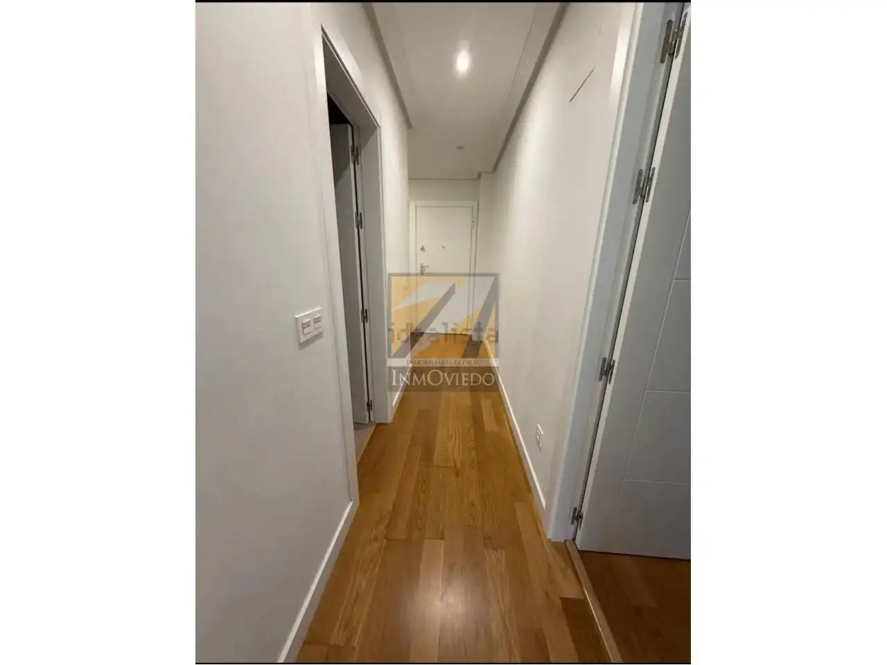 Ático de alquiler en Oviedo  con Calefacción, Parquet y Terraza