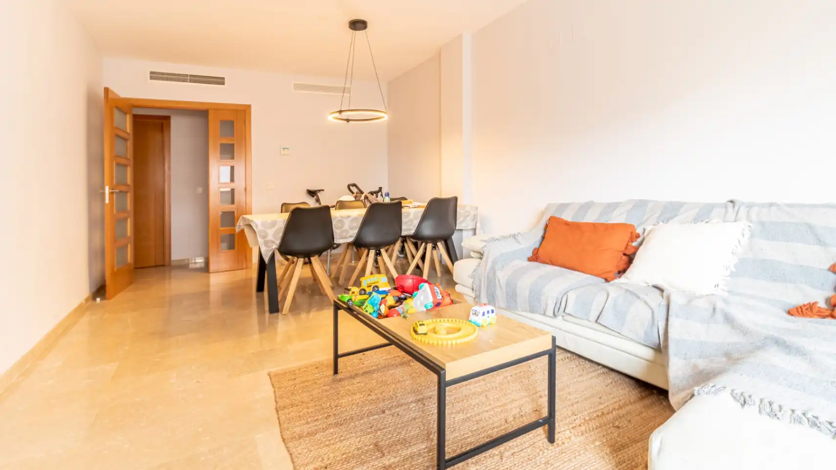 Living room of Flat for sale in Dénia  with Air Conditioner, Heating and Terrace