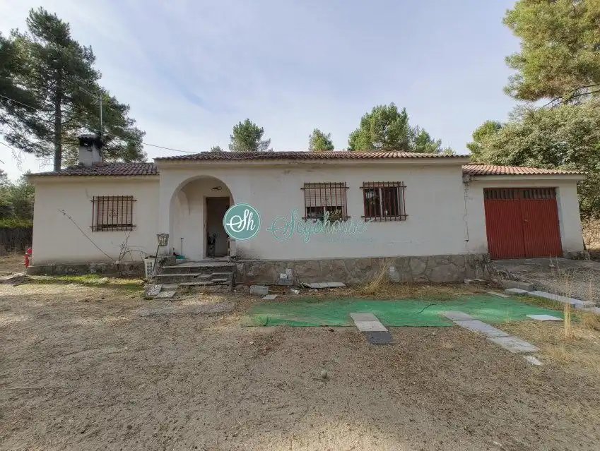 Vista exterior de Casa o chalet en venta en Marugán con Terraza
