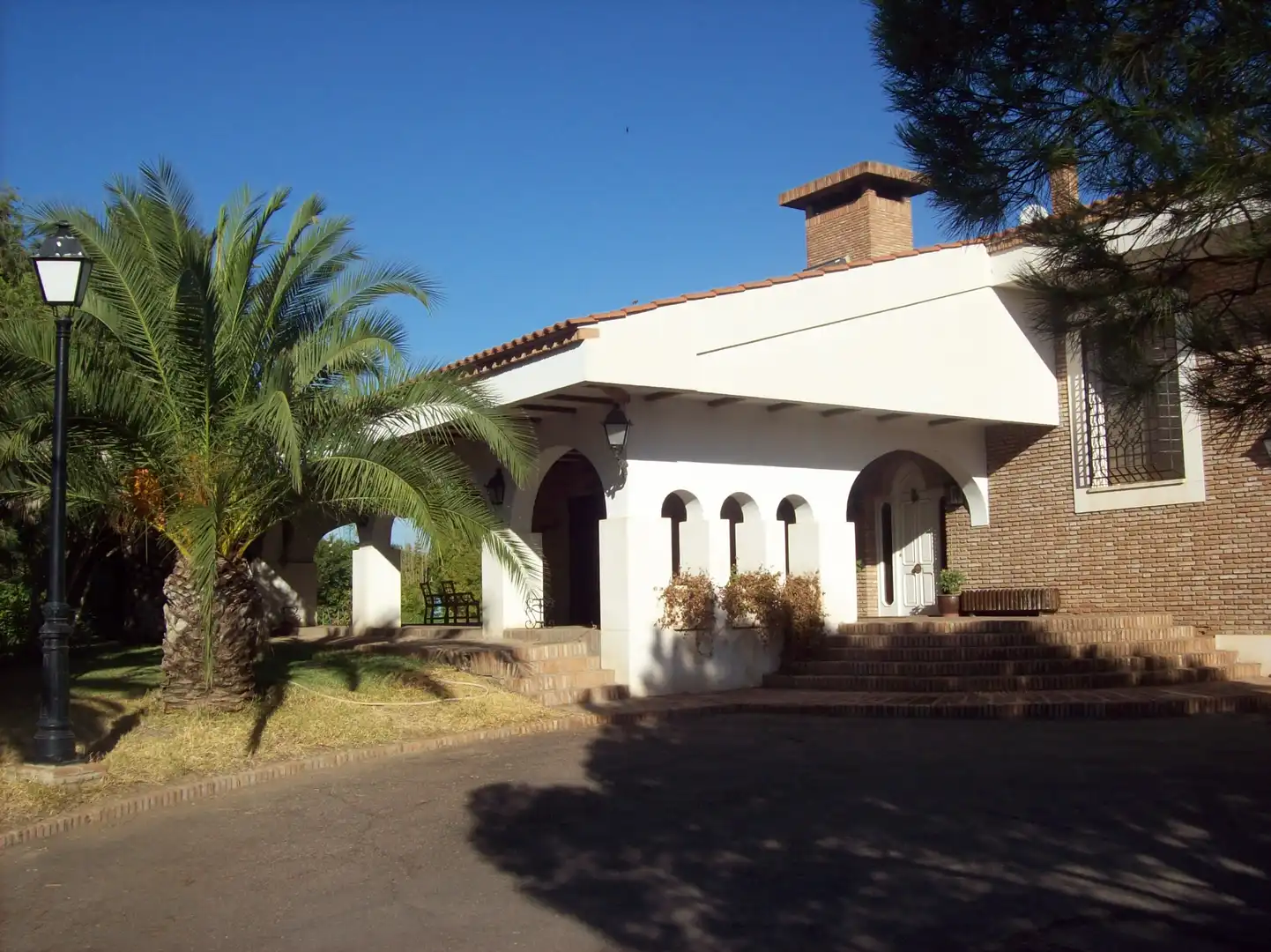 Chalet con piscina en venta en Parque de la Constitución