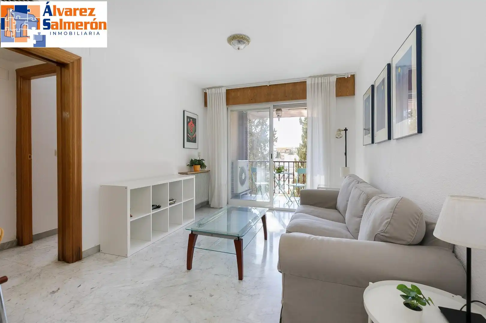 Flat with terrace for sale in Calle DOCTOR AZPITARTE