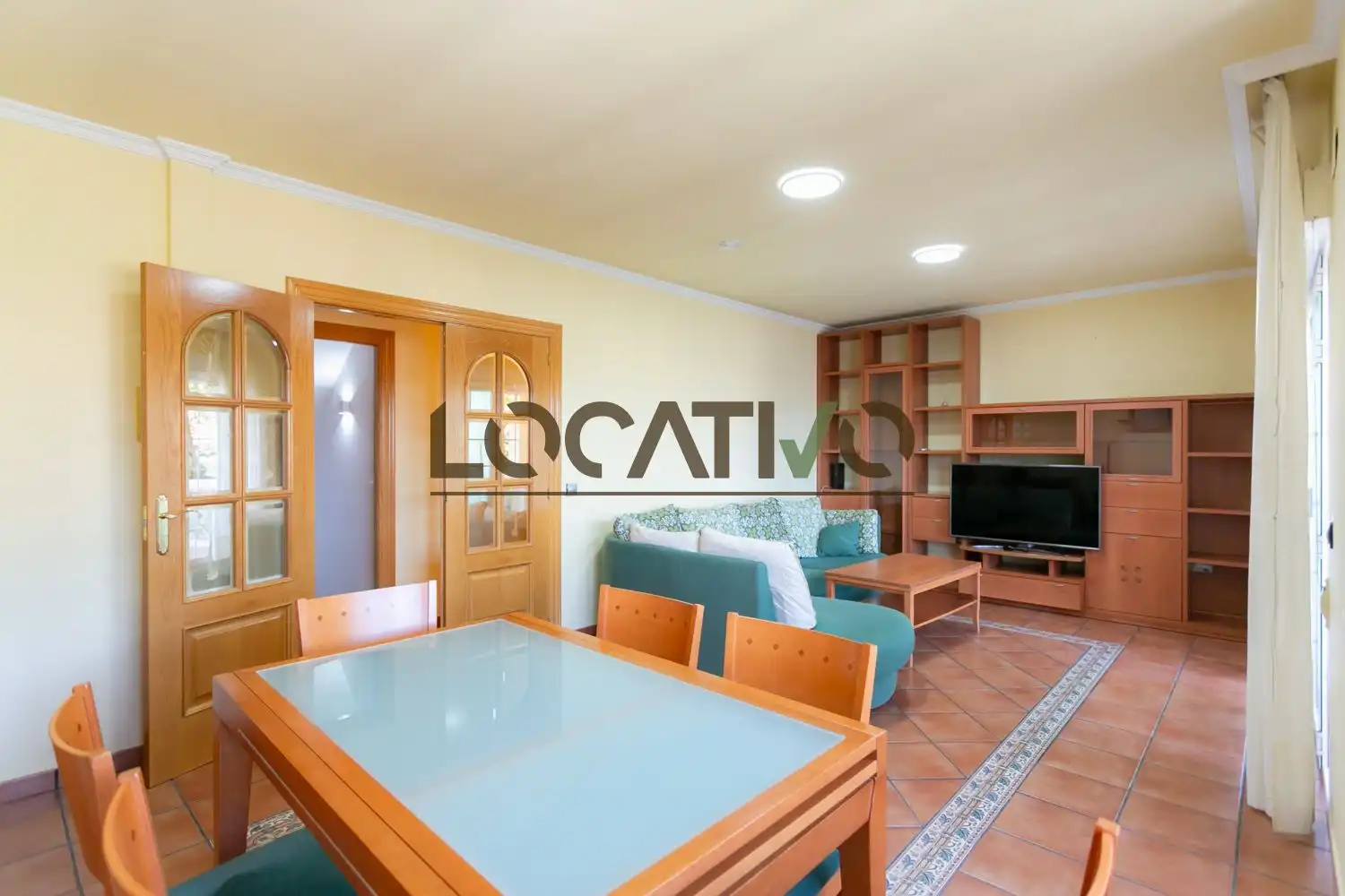 Sala de estar de Casa o chalet en venta en El Hoyo de Pinares  con Calefacción, Terraza y Trastero