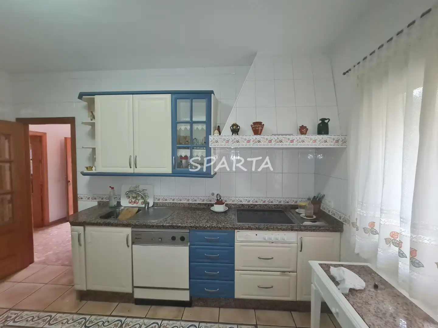 Cuina de Casa o xalet en venda en Valencina de la Concepción amb Jardí privat i Forn