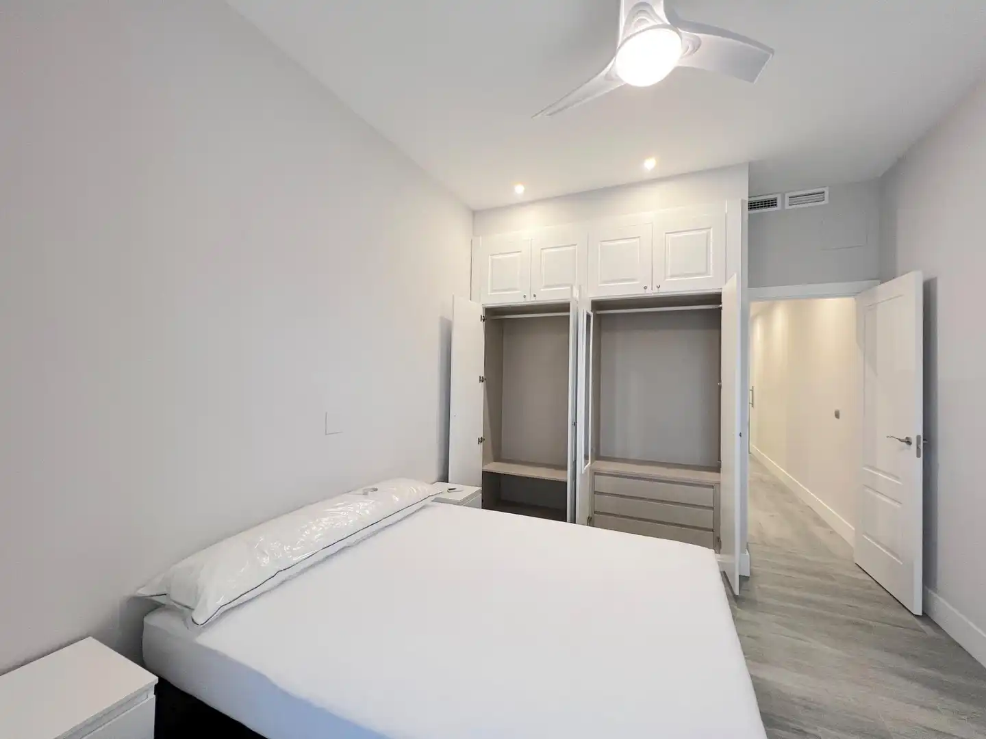 Bedroom of Flat for rent in Barrio de Salamanca