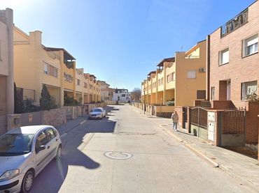 Casa aparellada en venda a calle Damaso Alonso