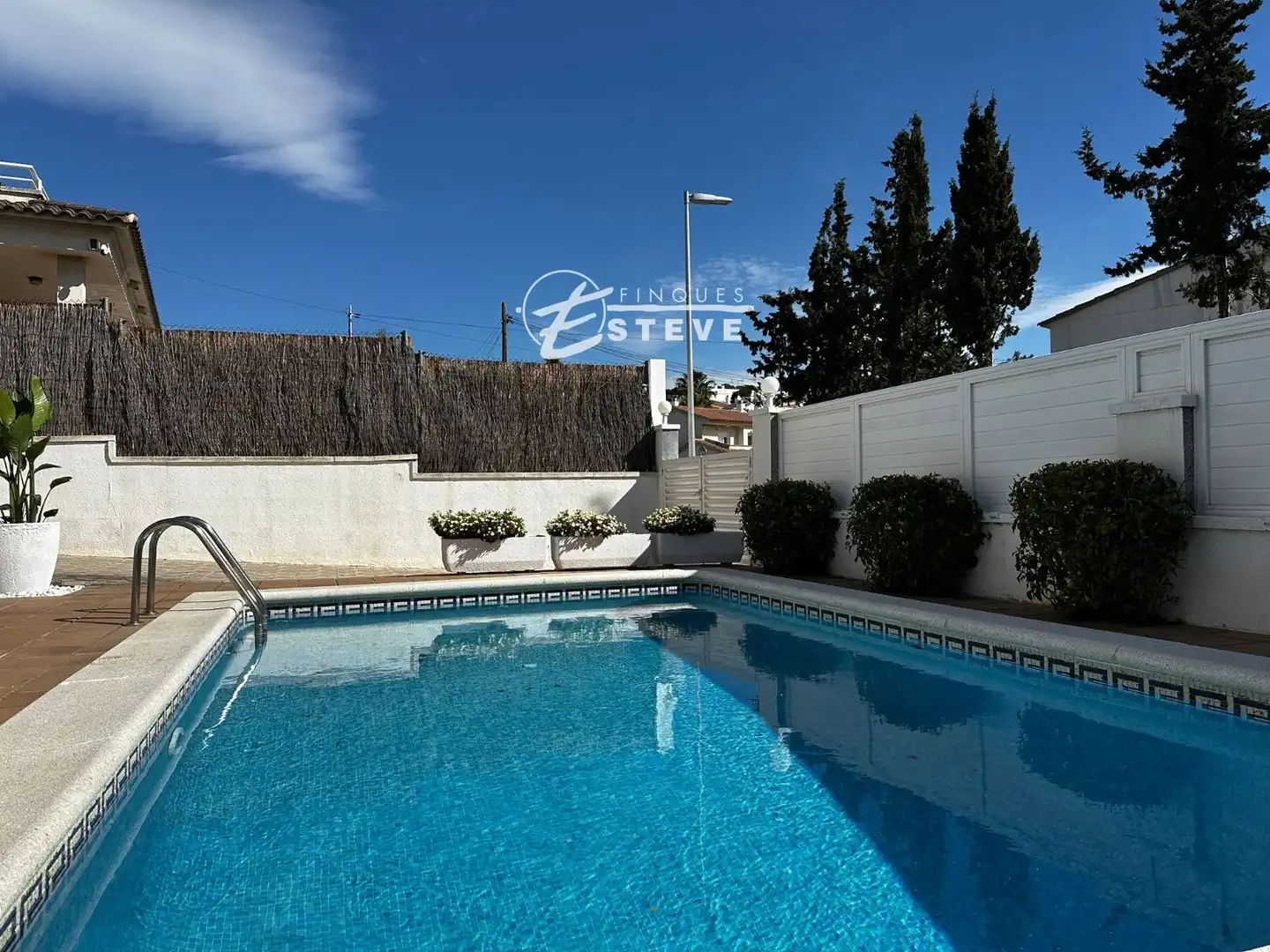 Piscina de Casa o chalet de alquiler en Calafell con Piscina y Amueblado