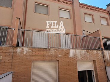 Adossat en venda a Bellvei
