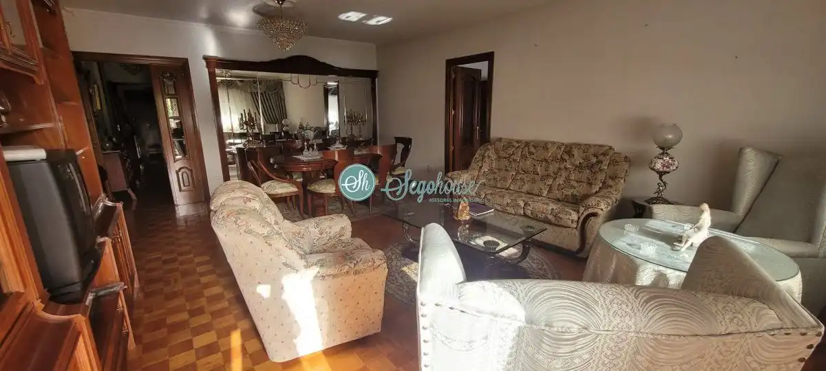 Living room of Flat for sale in Segovia  with Heating, Parquet flooring and Terrace