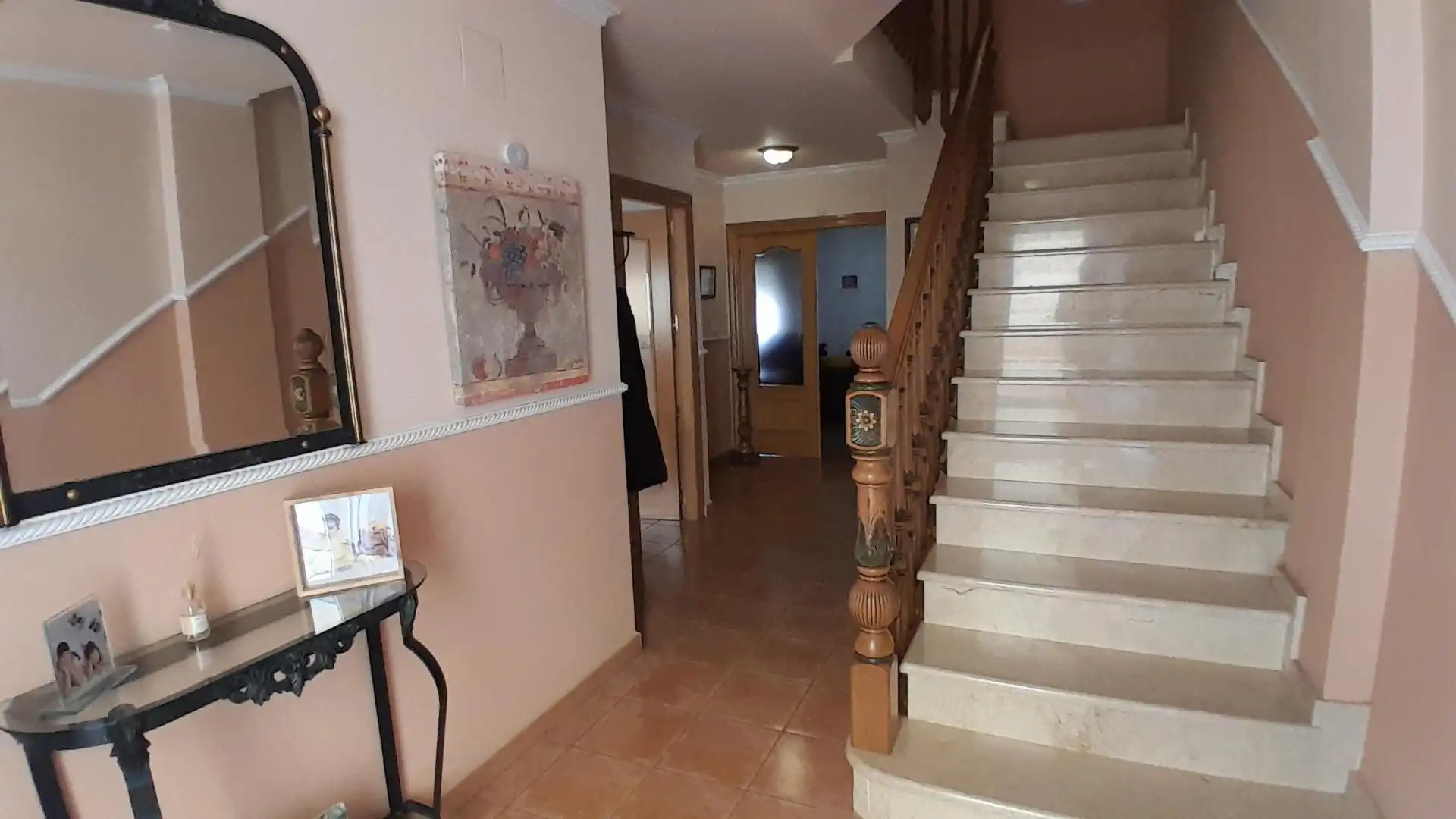 Houses for sale in Yecla, Murcia