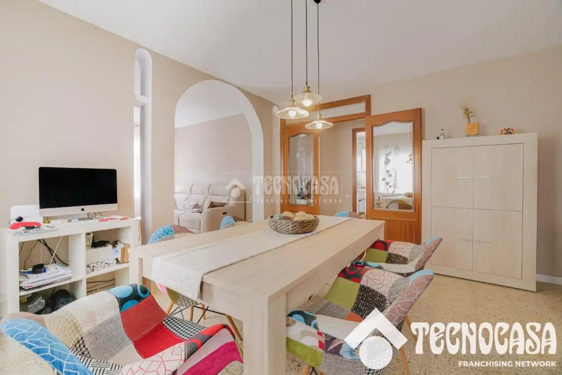 Comedor de Piso en venta en Badalona
