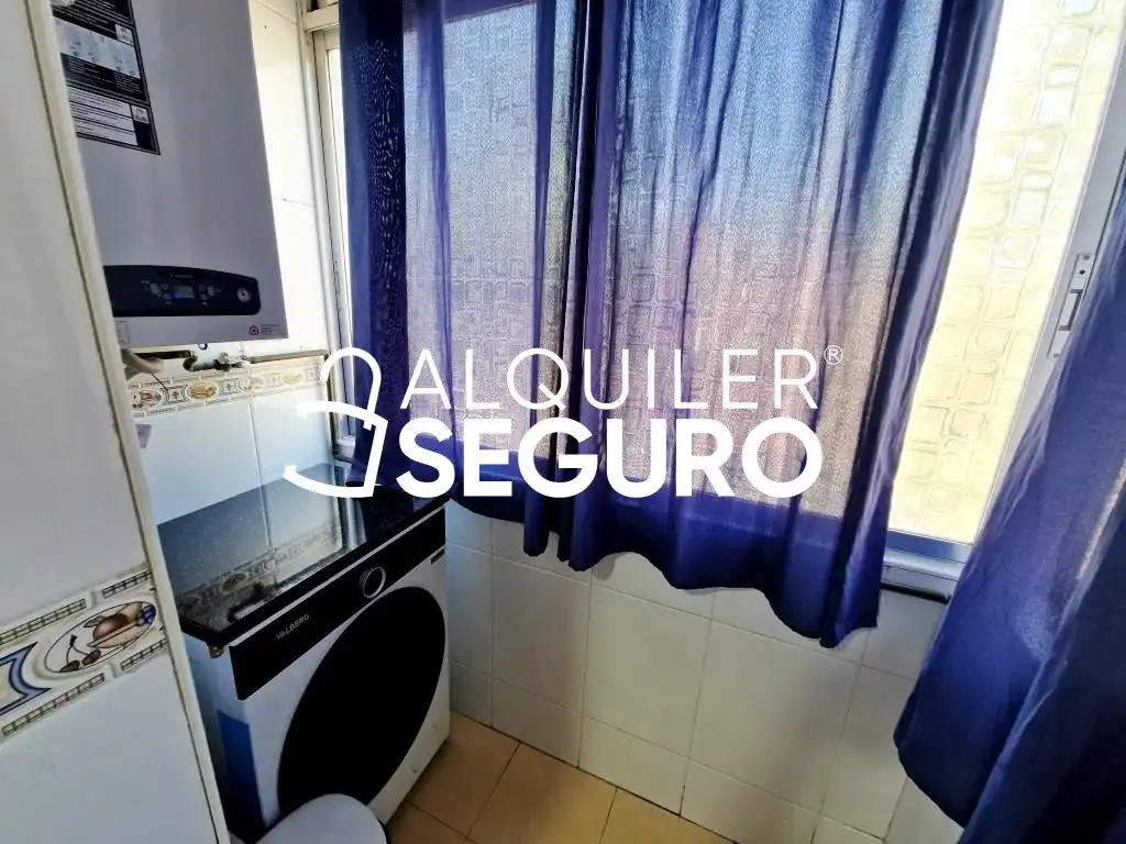 Kitchen of Flat for rent in Humanes de Madrid  with Heating and Furnished