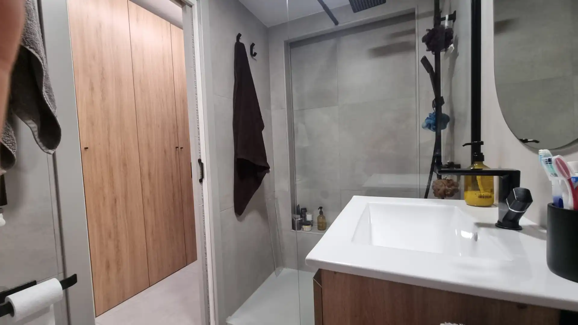 Badezimmer von Wohnung zum Verkauf in Collado Villalba mit Klimaanlage, Heizung und Terrasse