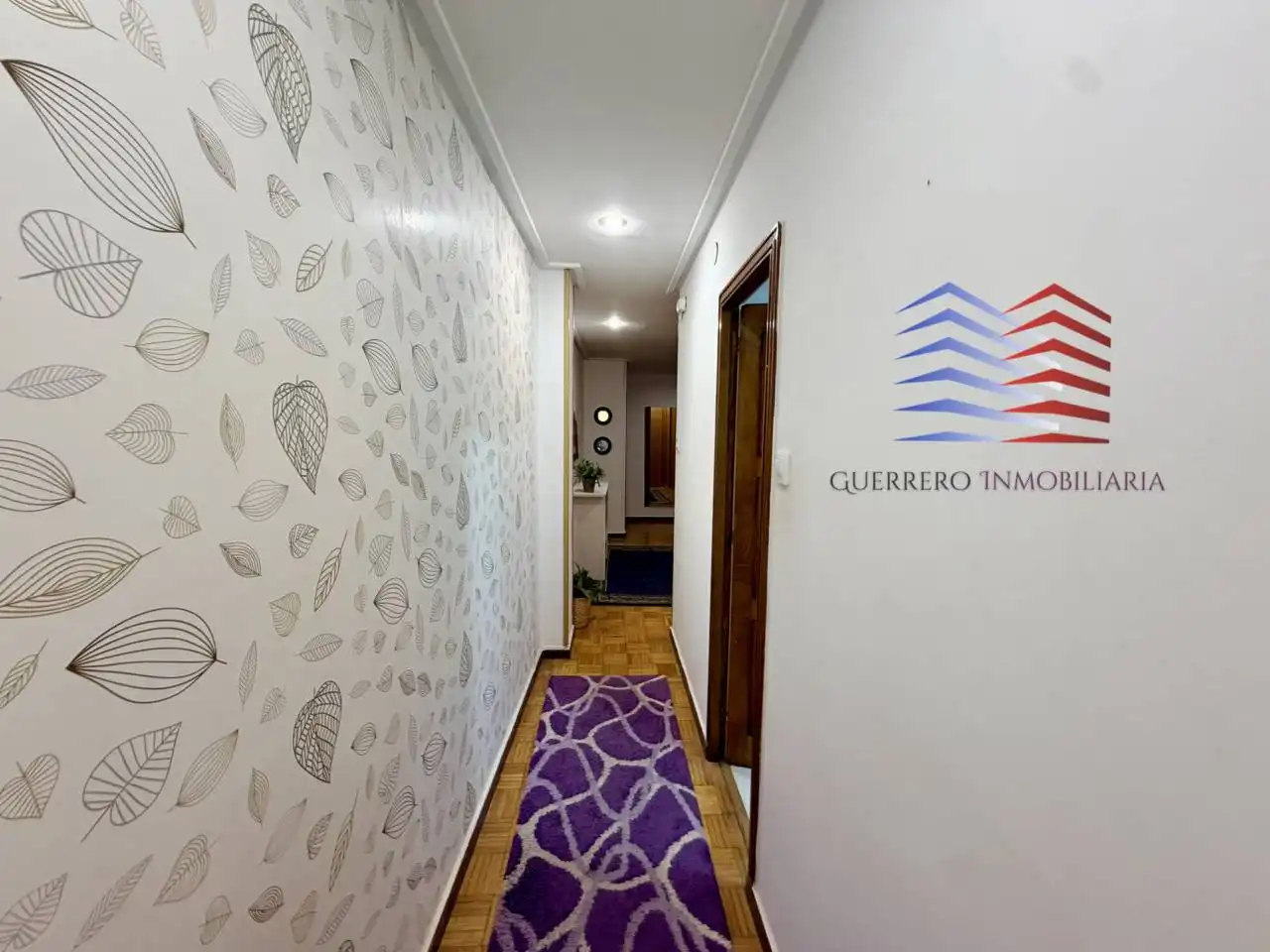 Apartamento de alquiler en Ourense Capital  con Calefacción, Parquet y Amueblado