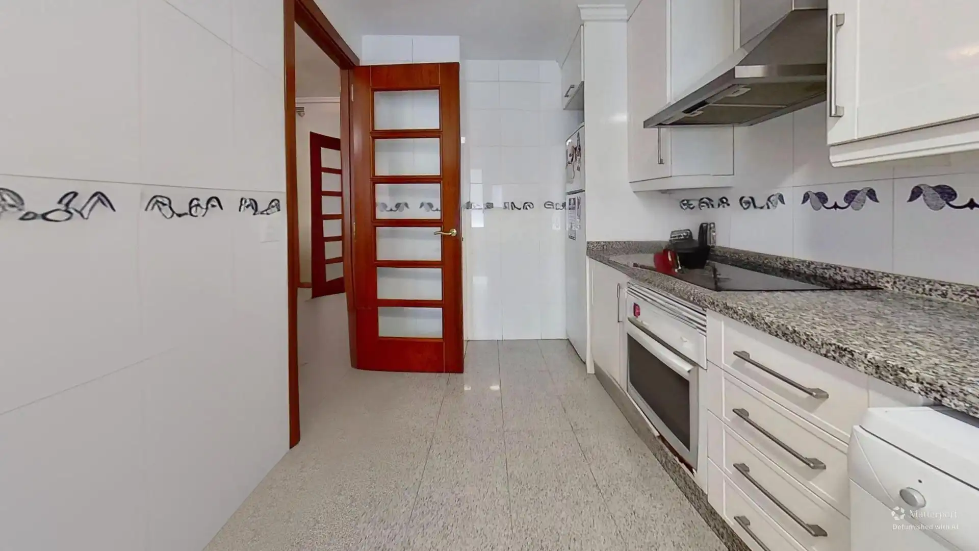 Küche von Wohnung zum Verkauf in Valencia mit Klimaanlage, Privatgarten und Terrasse