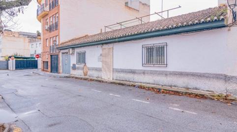 Foto 2 de Casa adosada en venta en Camino Gójar, Altos de la Zubia, La Zubia