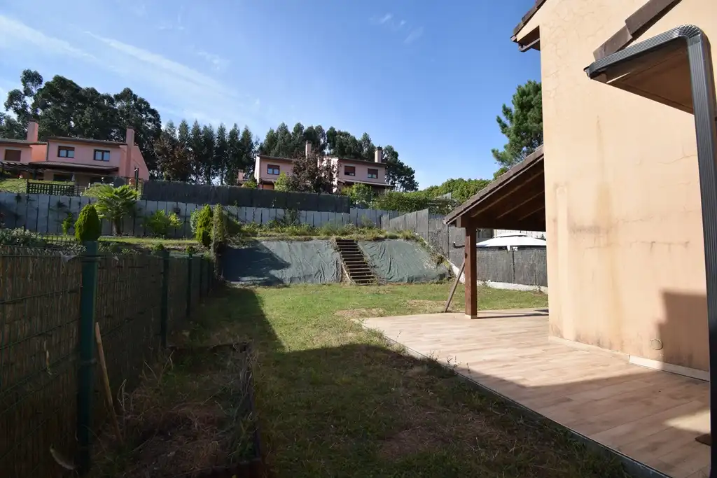 Jardín de Casa adosada en venta en Miño con Calefacción, Jardín privado y Amueblado