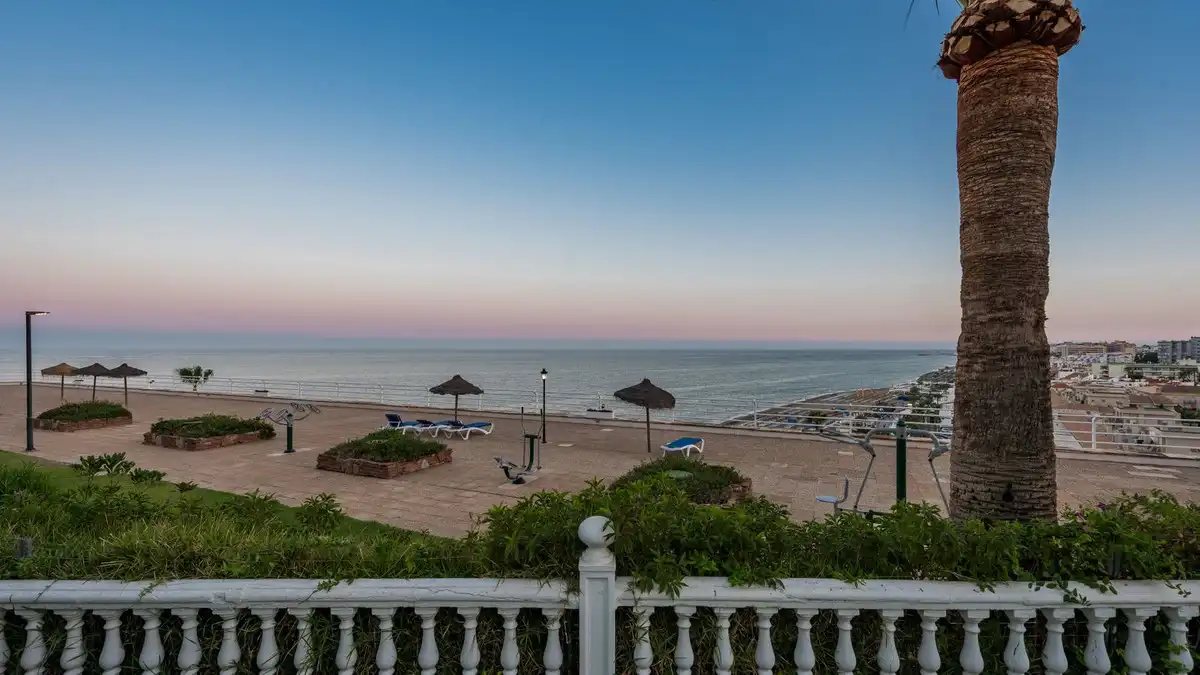 Terraza de Apartamento en venta en Torremolinos con Aire acondicionado, Terraza y Piscina comunitaria