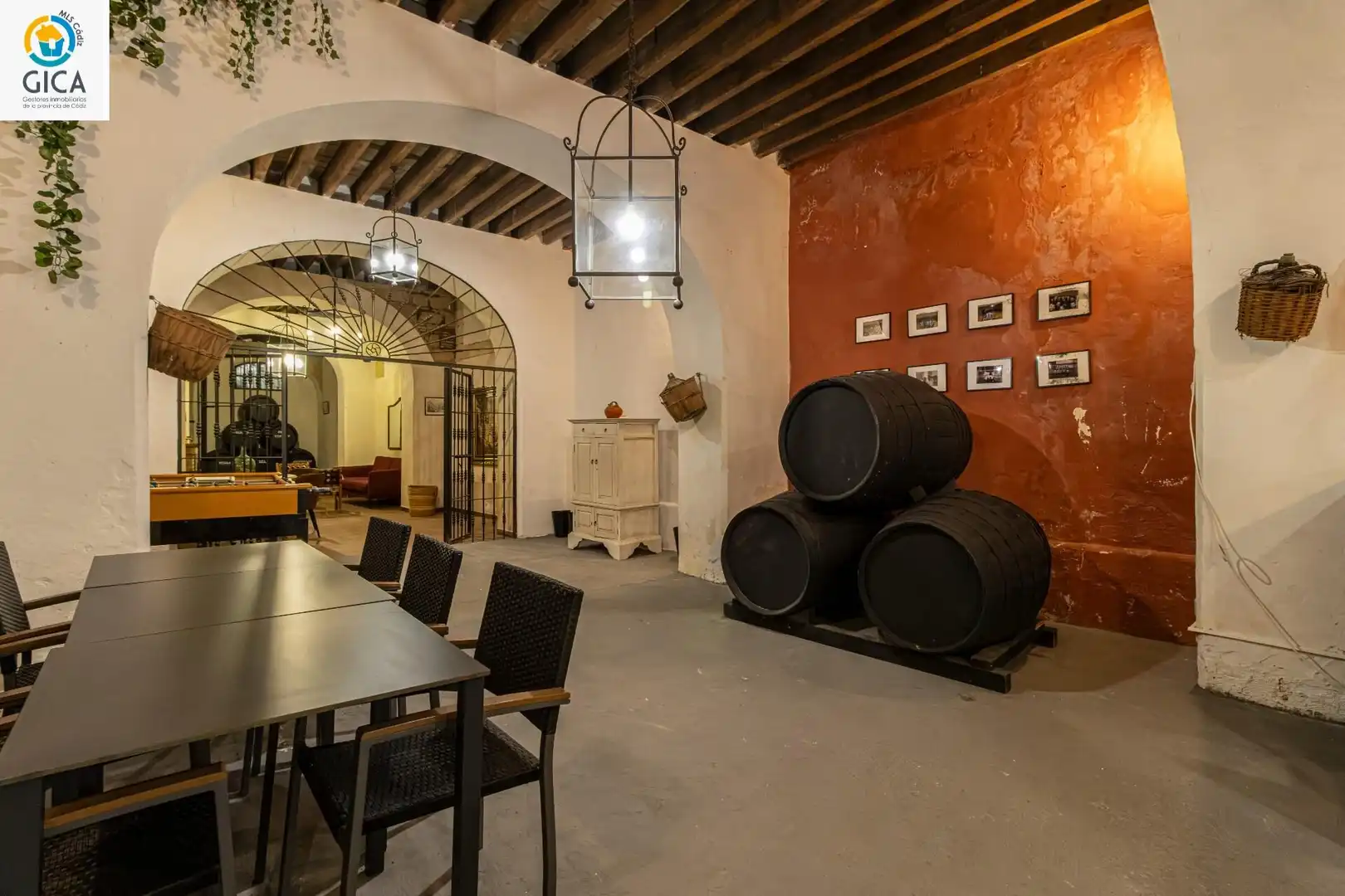 Houses for sale in Jerez de la Frontera  with Air Conditioner, Heating and Storage room