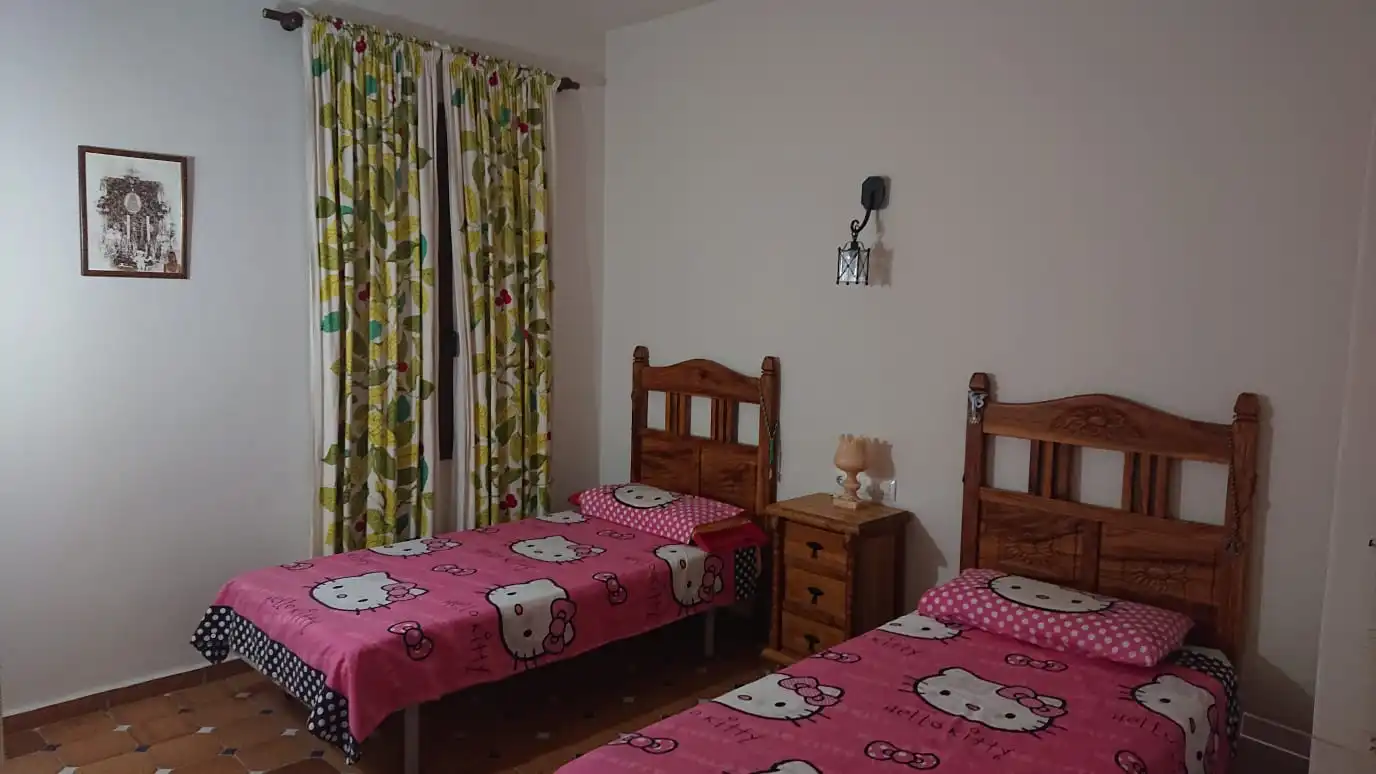 Bedroom of Houses for sale in La Algaba  with Air Conditioner, Heating and Private garden