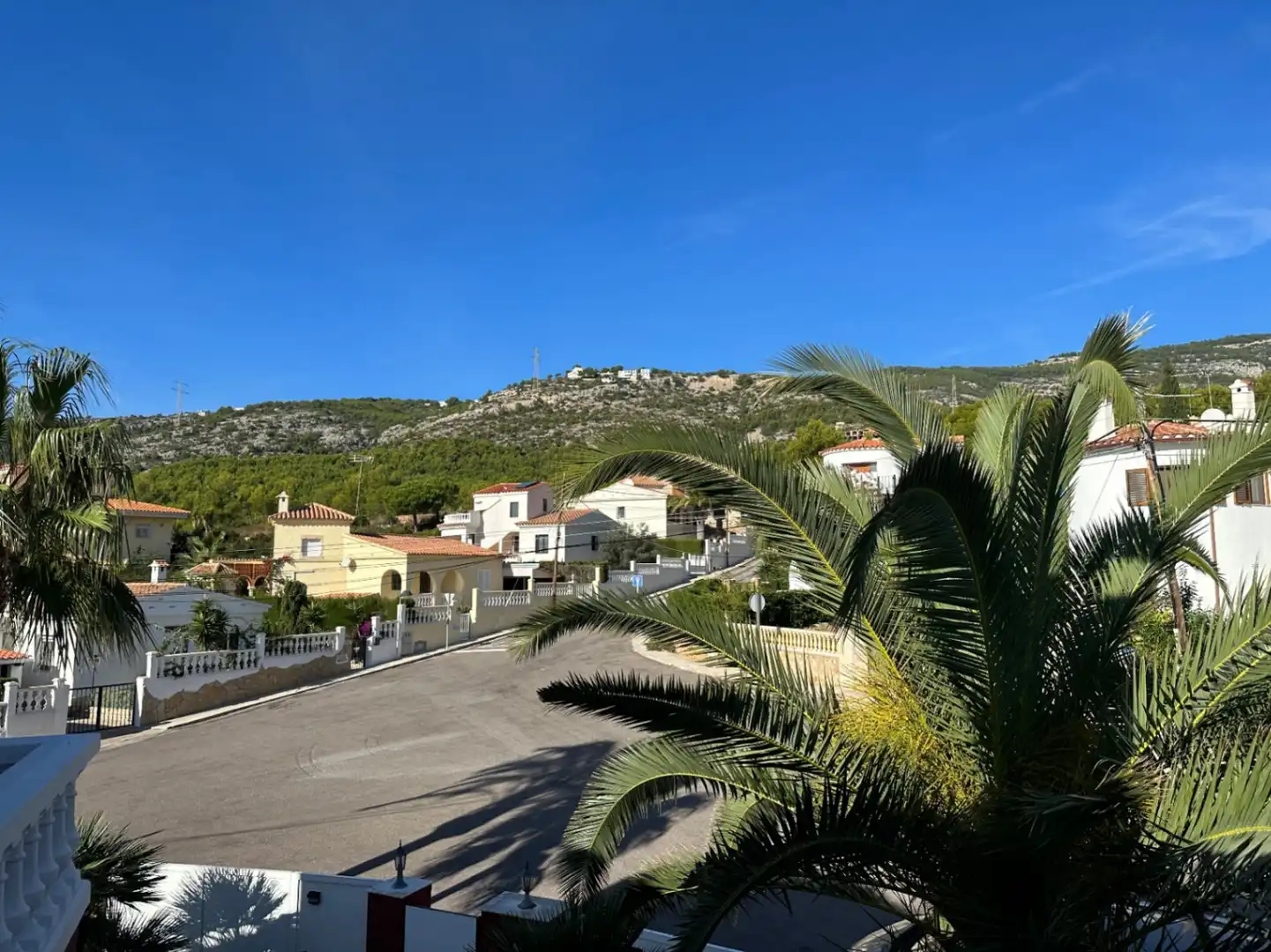 Vista exterior de Casa o xalet en venda en Alcalà de Xivert amb Piscina