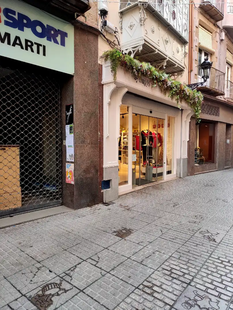 Local comercial en alquiler en Placeta de la Ciutat 9, imagen 2