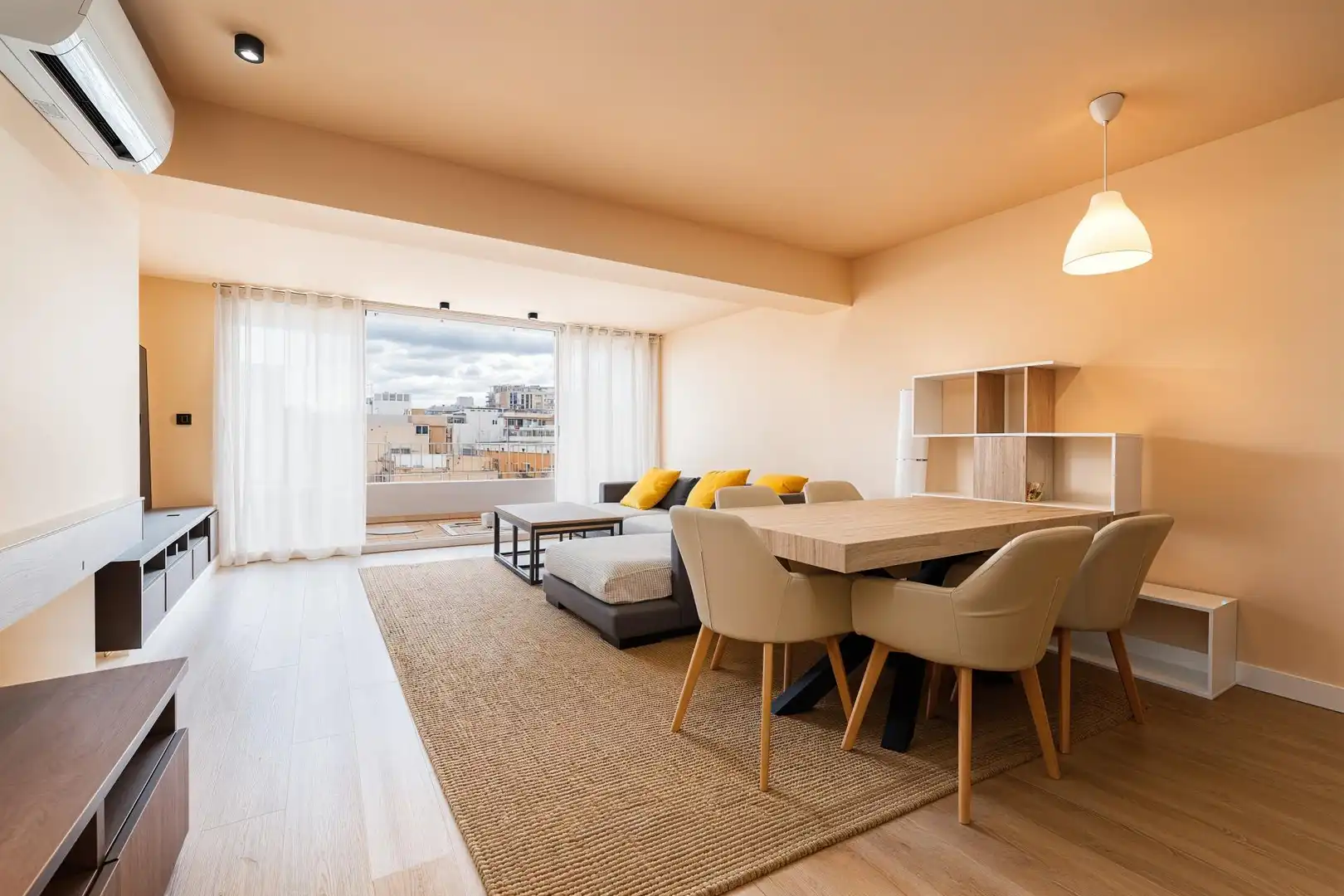 Sala de estar de Ático en venta en  Palma de Mallorca con Aire acondicionado, Calefacción y Terraza