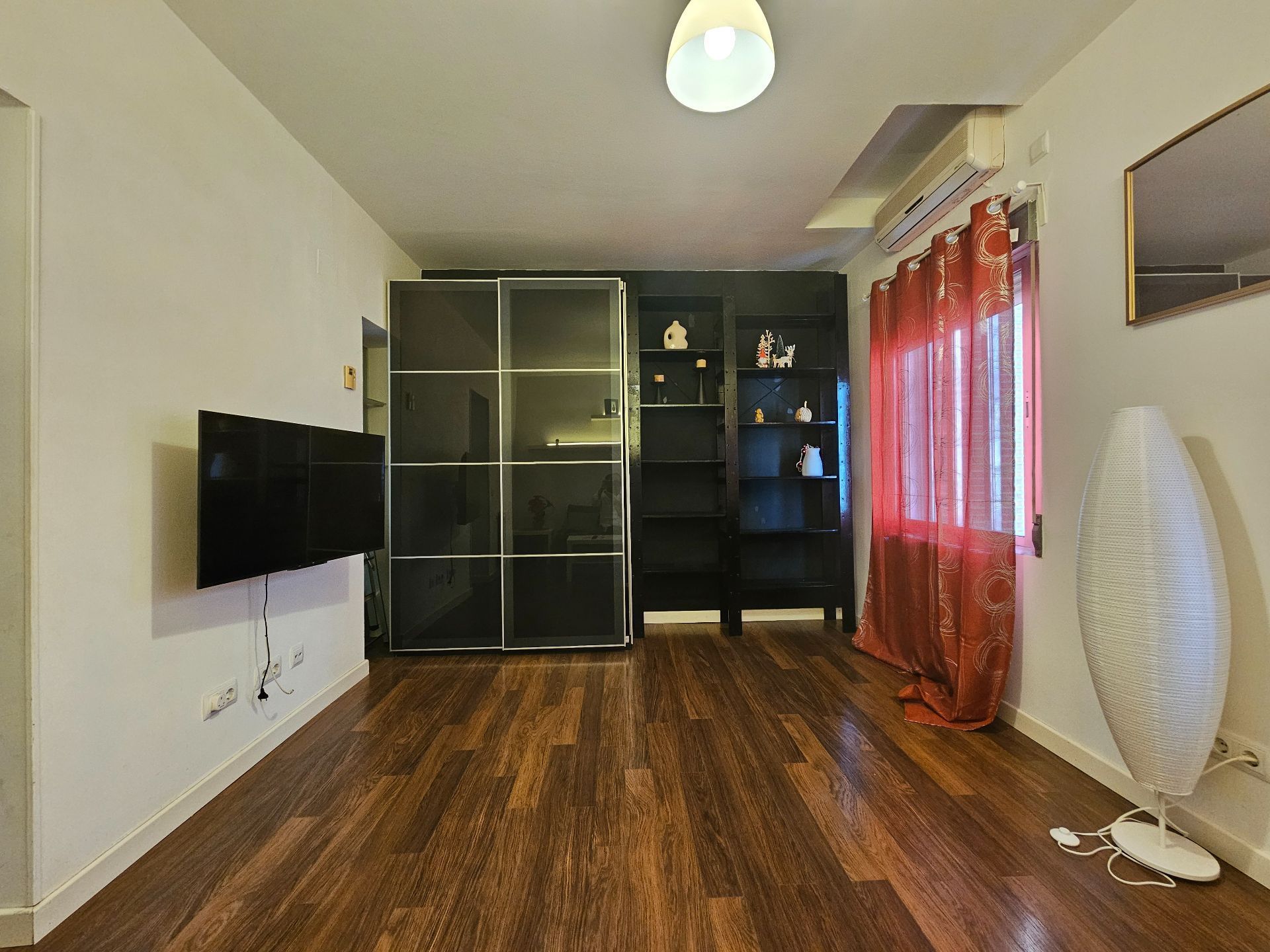 Apartment for sale in  Madrid Capital  with Air Conditioner, Heating and Furnished