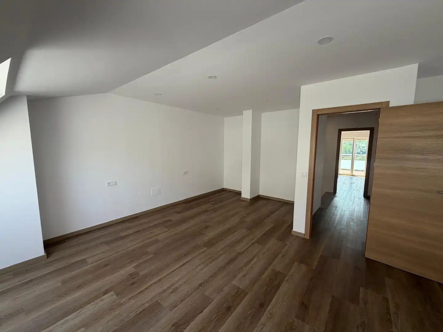 Casa o chalet de alquiler en Lugo con Calefacción, Jardín privado y Parquet