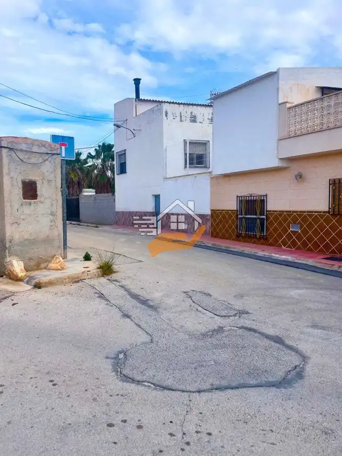 Vista exterior de Edificio en venta en Abanilla