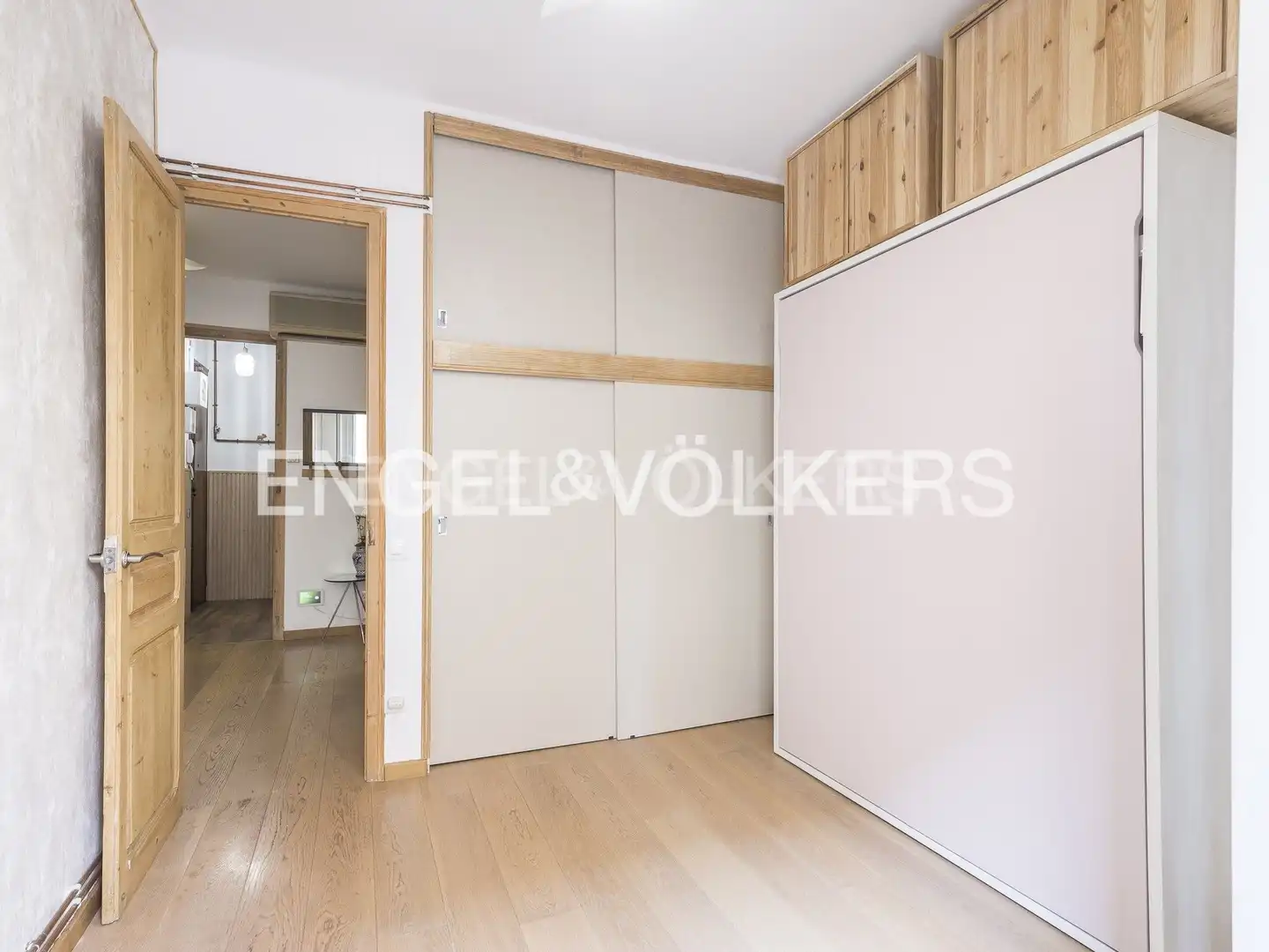 Bedroom of Flat for sale in Barcelona  with Air Conditioner, Heating and Furnished