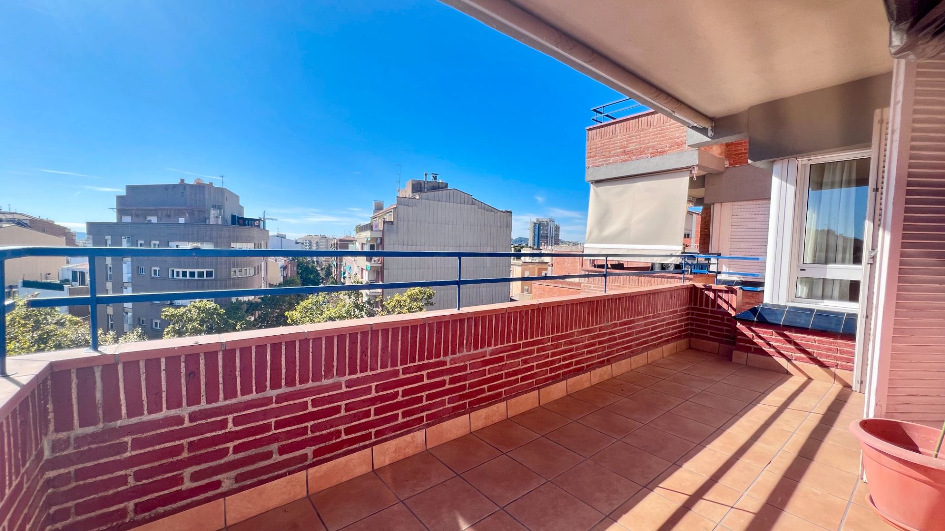 Terrace of Flat for sale in Terrassa  with Heating, Parquet flooring and Oven