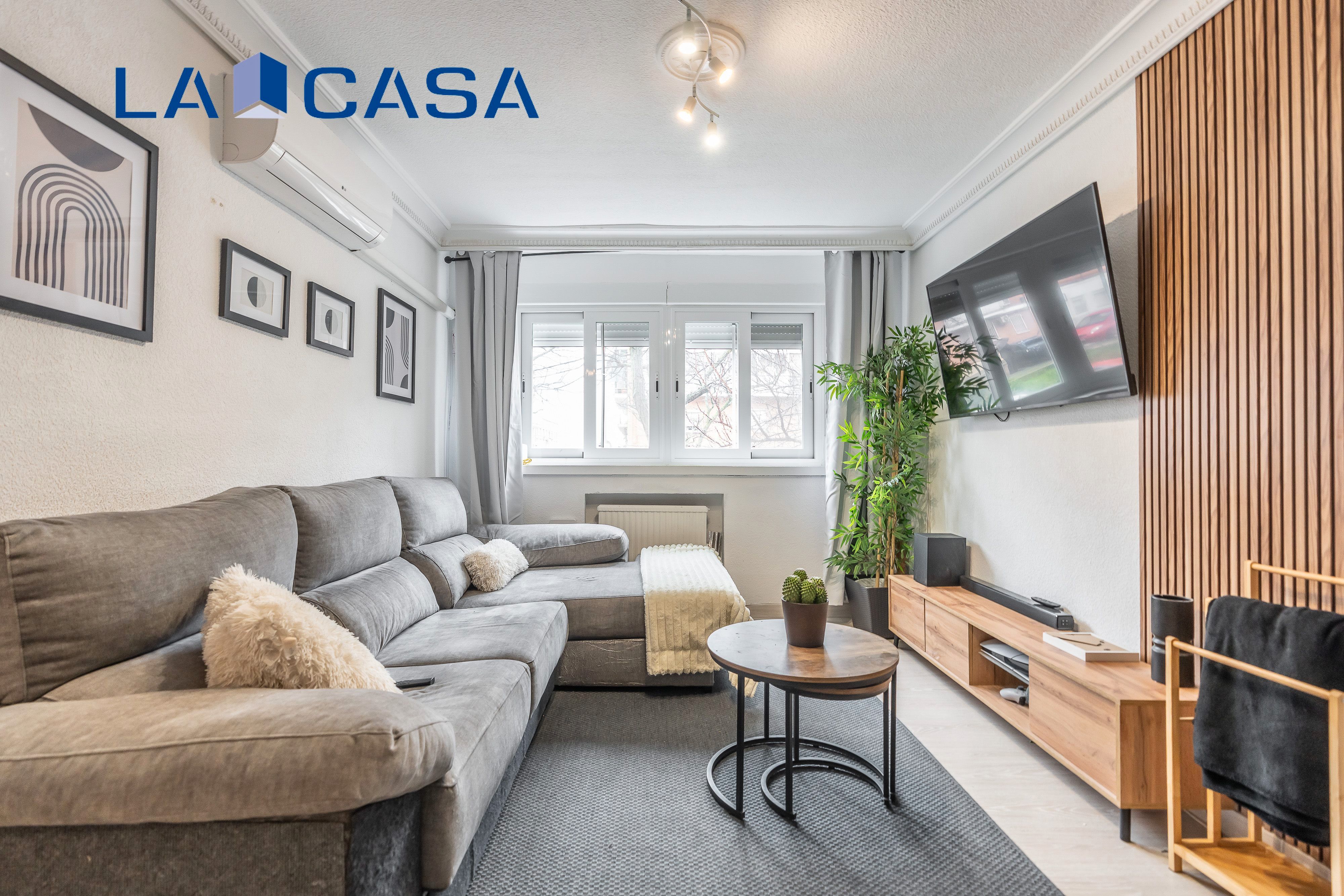 Vista exterior de Pis en venda en  Madrid Capital amb Calefacció