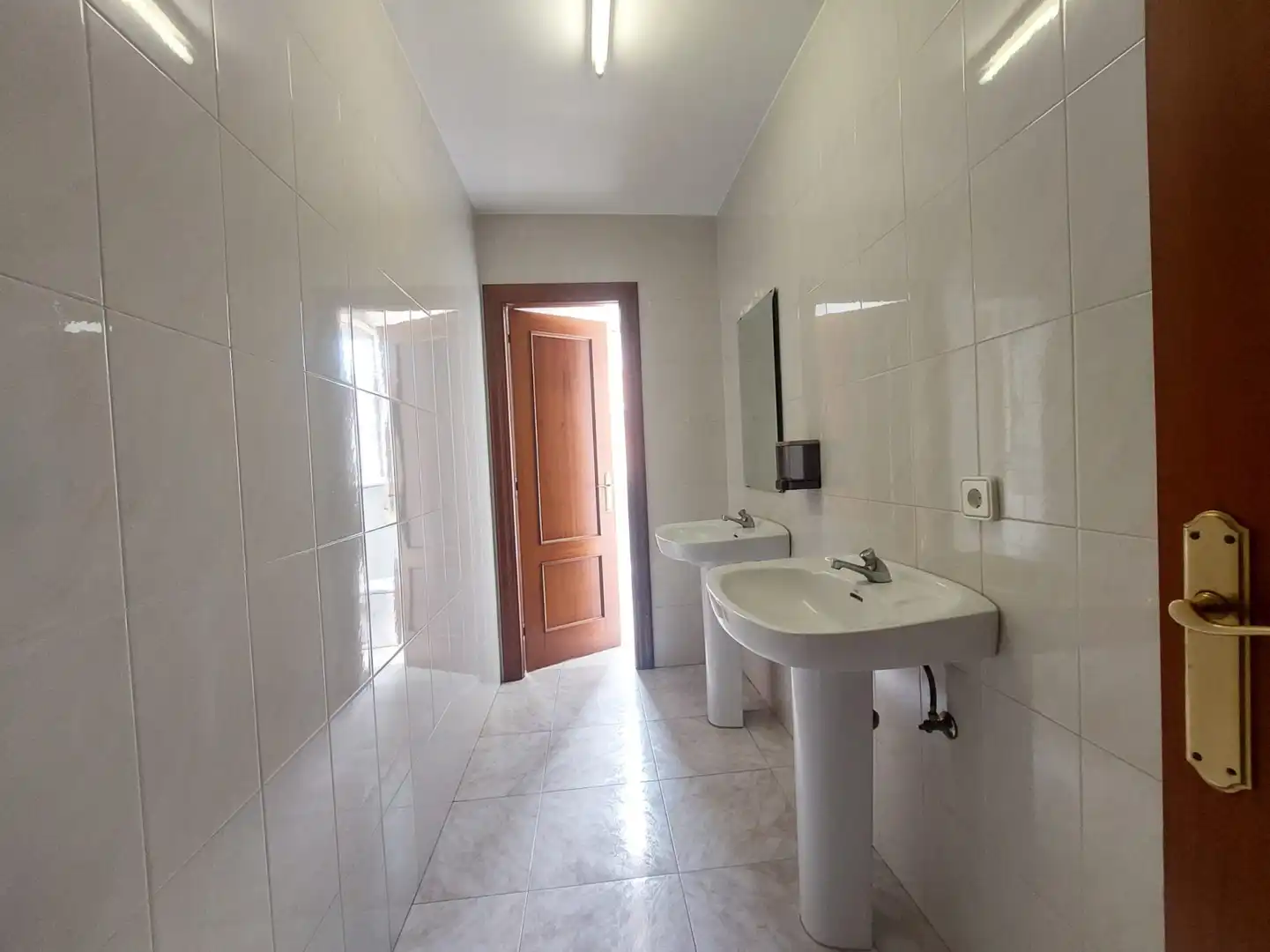 Baño de Local de alquiler en Camargo