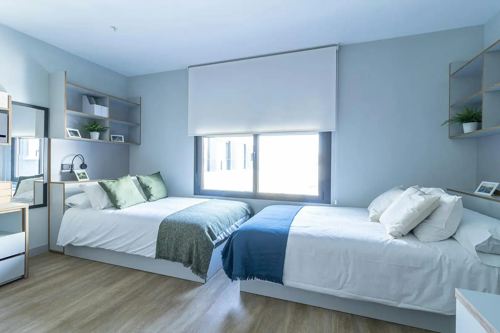 Schlafzimmer von Wohnung zur Miete in Sevilla mit Klimaanlage
