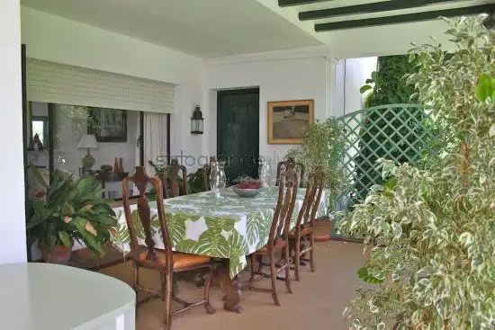 Menjador de Casa o xalet de lloguer en Sotogrande amb Aire condicionat, Calefacció i Jardí privat