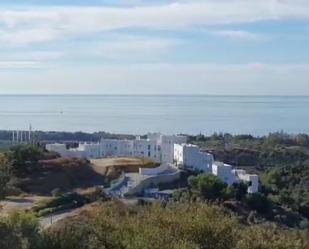 Vista exterior de Terreny industrial en venda en Marbella