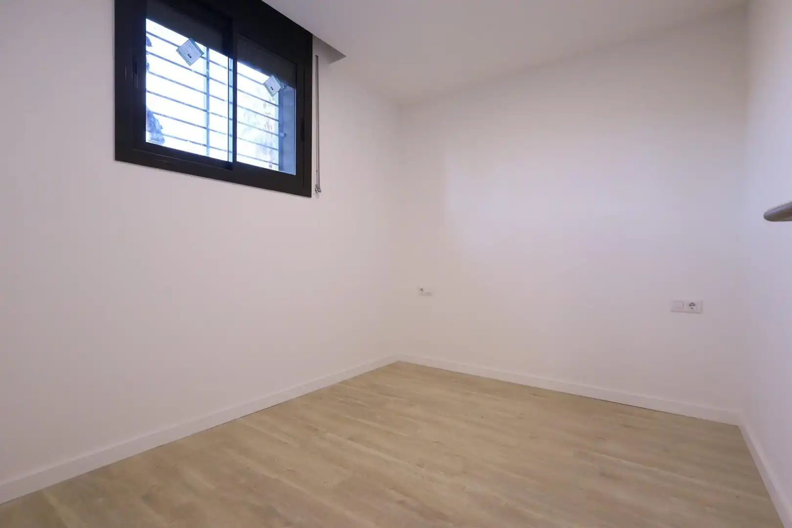Bedroom of Ground floor for sale in Vilanova i la Geltrú  with Parquet flooring