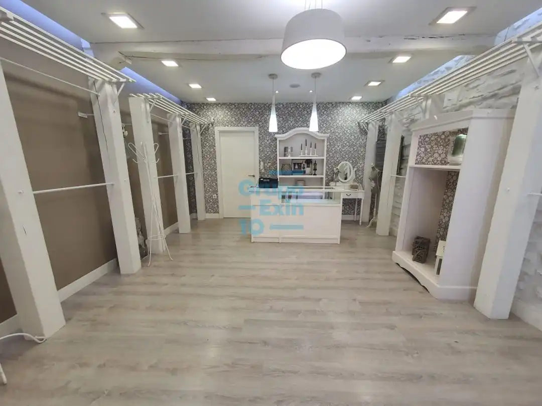 Local comercial en venta en Urdaneta Kalea, imagen 2