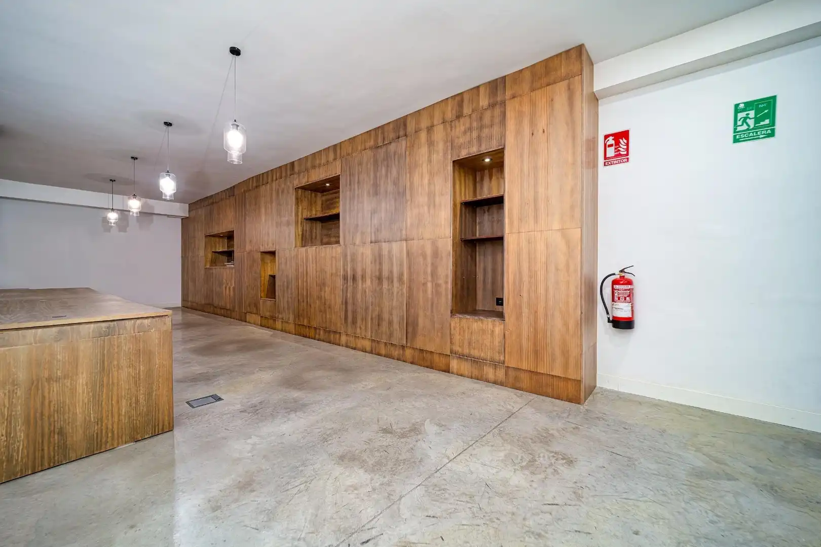 Oficina en venda en Cuenca amb Aire condicionat i Moblat