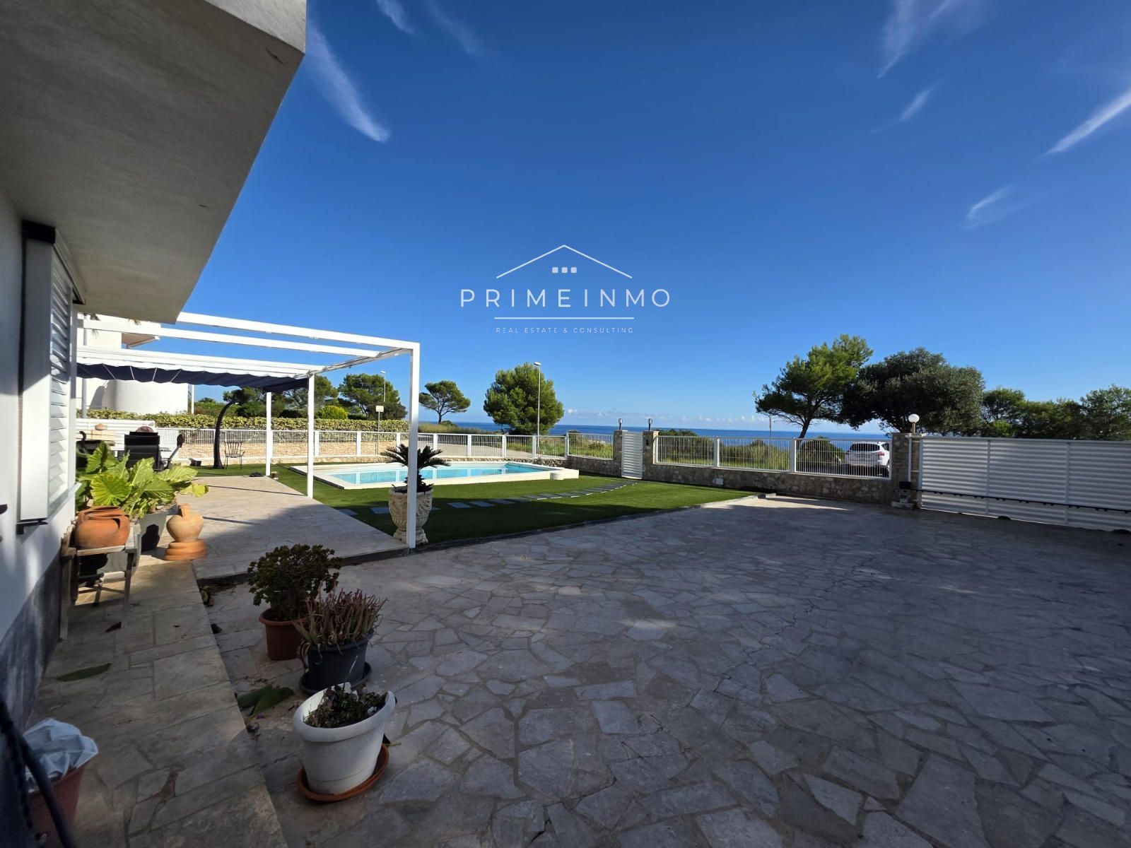 Garden of House or chalet for sale in L'Ametlla de Mar   with Air Conditioner, Heating and Storage room