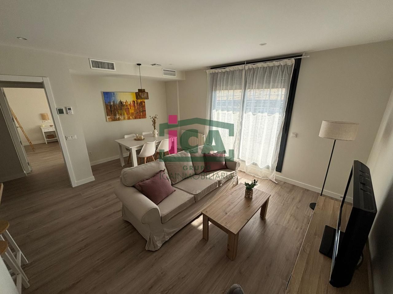 Sala de estar de Apartamento de alquiler en Cáceres Capital con Aire acondicionado, Calefacción y Terraza