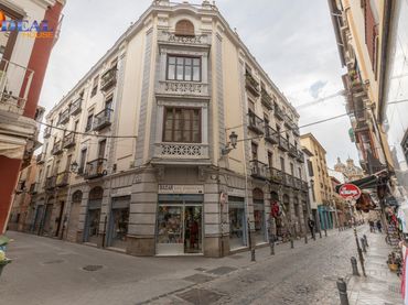 Ático con ascensor en venta en Calle HORNO MARINA