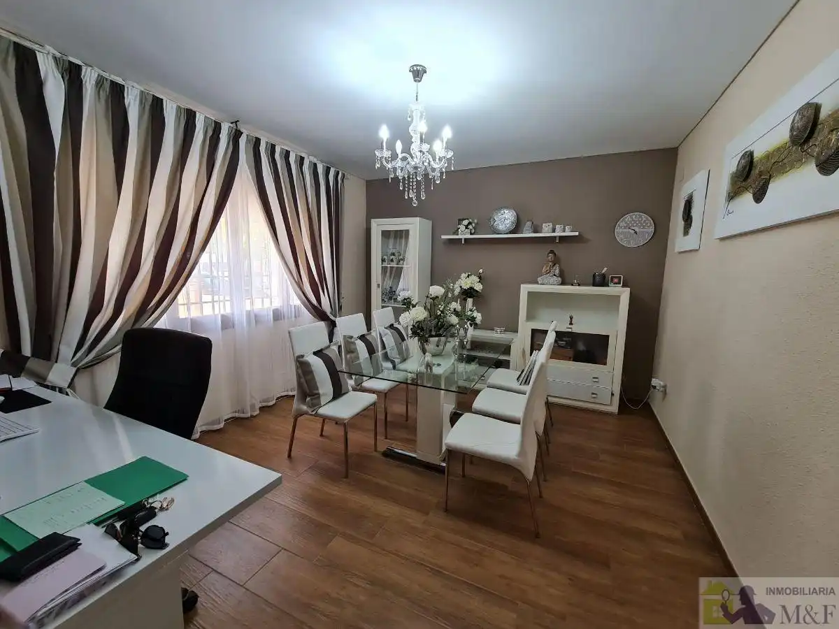 Comedor de Casa o chalet en venta en Palma del Río con Aire acondicionado, Calefacción y Trastero