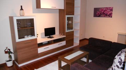 Foto 2 de Apartamento de alquiler en Zona de Plaza de Barcelos, Pontevedra Capital
