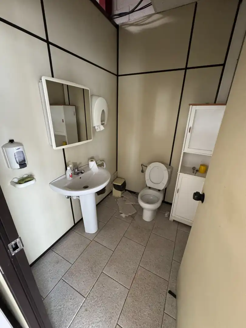 Bathroom of Industrial buildings for sale in Irun 