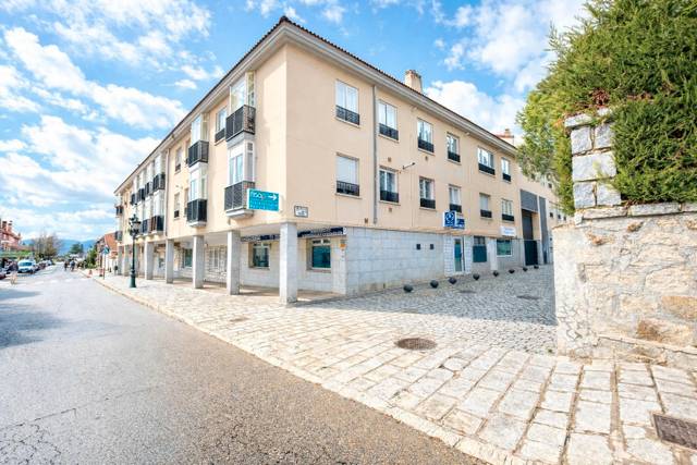 Local comercial en Alquiler en Travesía de la Cerca en Los Molinos