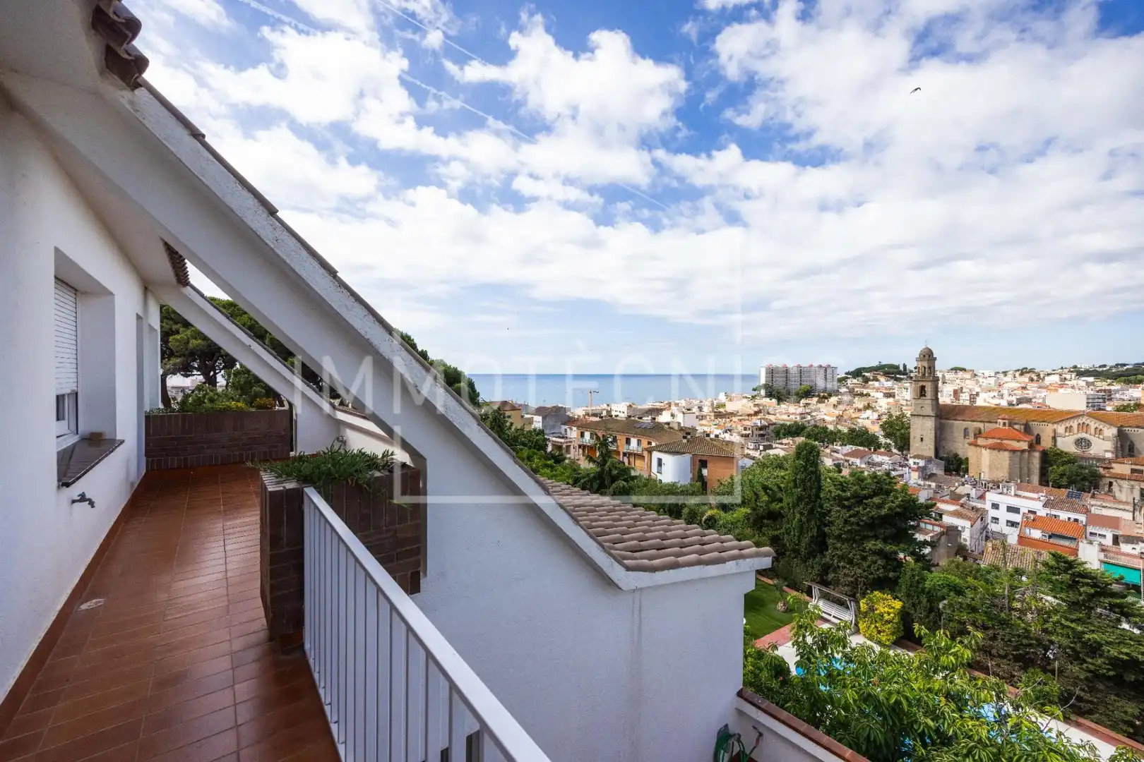 Vista exterior de Casa o xalet en venda en Canet de Mar amb Calefacció, Jardí privat i Terrassa