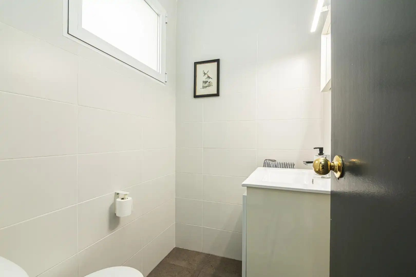 Baño de Piso en venta en Elche / Elx con Balcón