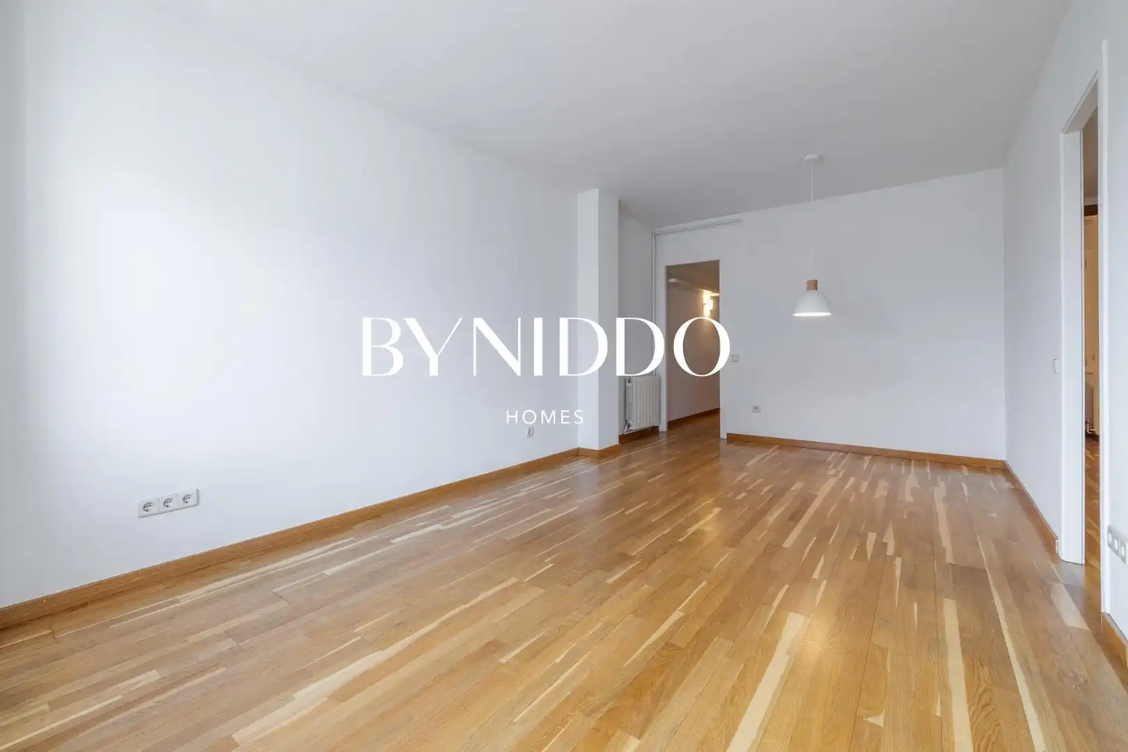 Exterior view of Flat for sale in Sant Cugat del Vallès  with Air Conditioner, Heating and Parquet flooring